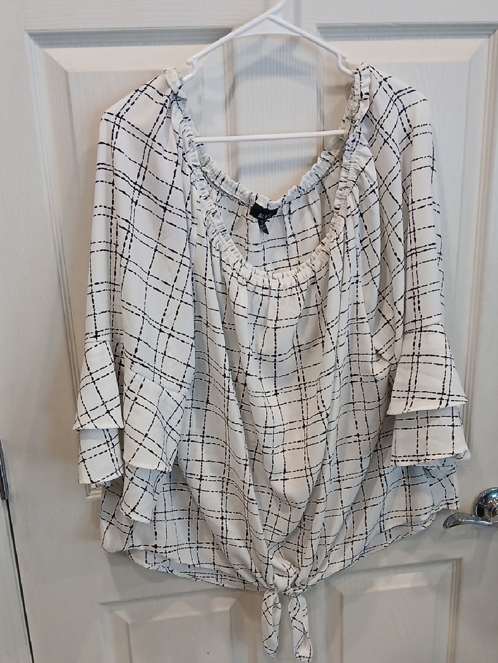 Alyx White Windowpane Tie-Hem Blouse